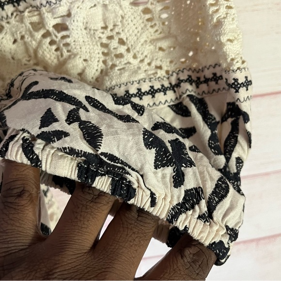 Christian Siriano New York Printed‎ Crochet Top Size Large - Picture 6 of 7